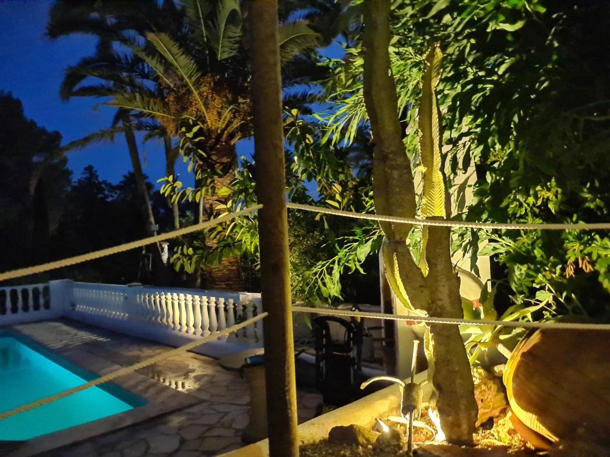 Private Villa Mit Eigenem Pool Unter Palmen Cala Llena Εξωτερικό φωτογραφία