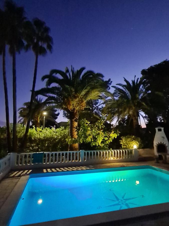 Private Villa Mit Eigenem Pool Unter Palmen Cala Llena Εξωτερικό φωτογραφία