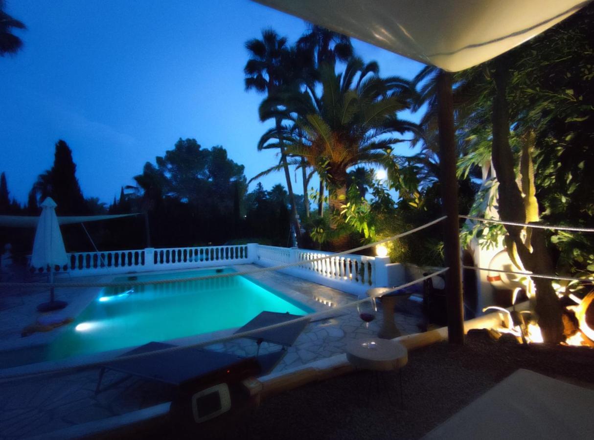 Private Villa Mit Eigenem Pool Unter Palmen Cala Llena Εξωτερικό φωτογραφία